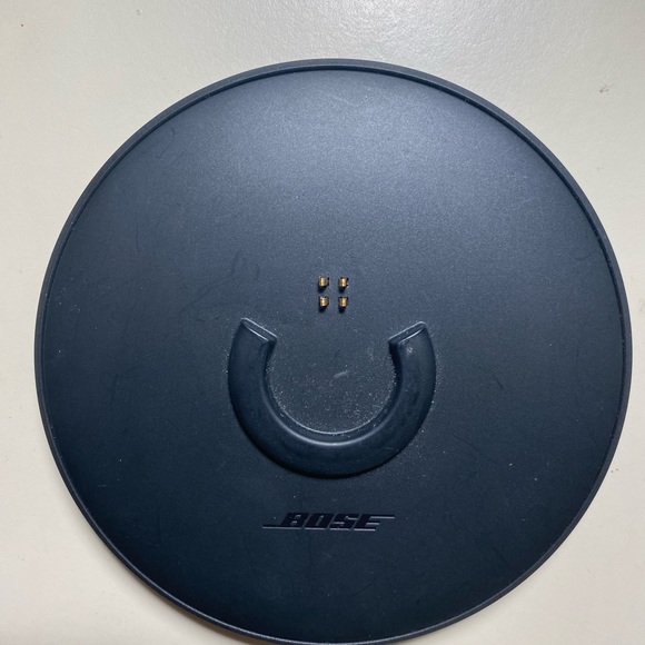 BOSE Soundlink Revolve charging cradle - Picture 3 of 10